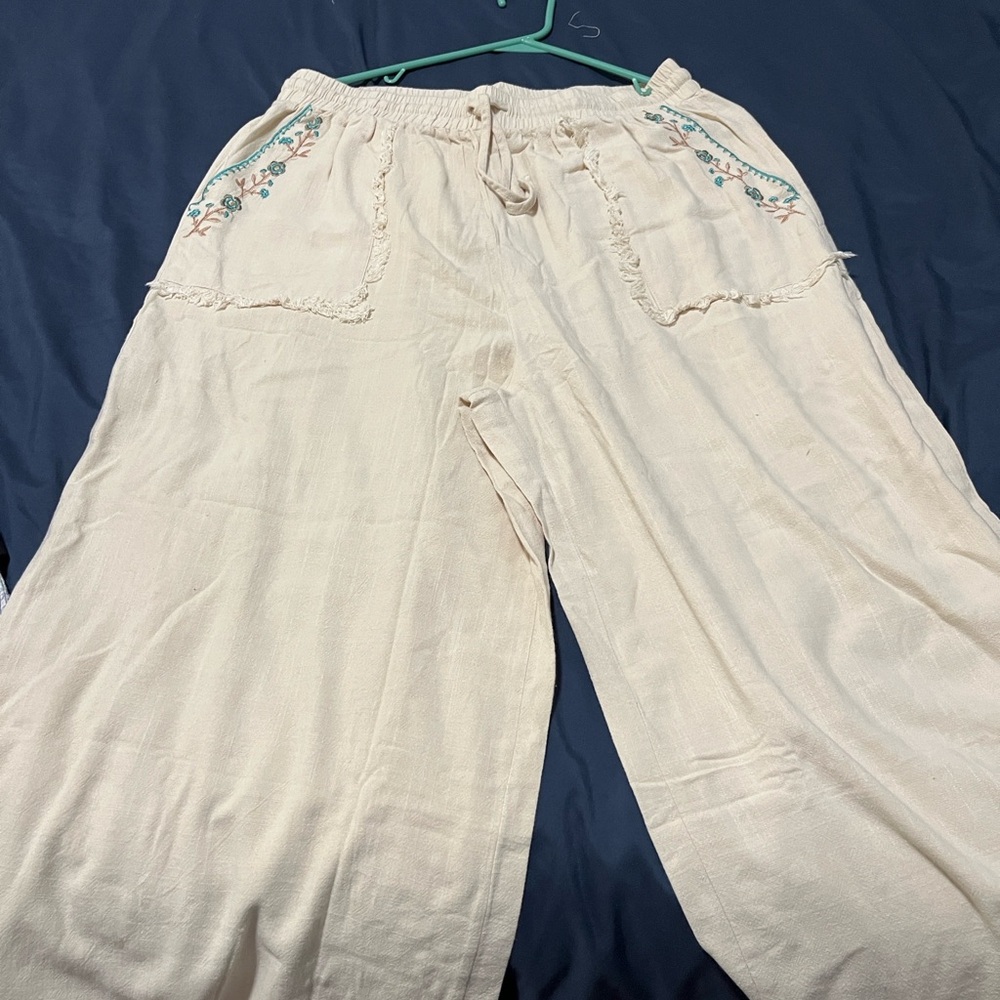 BOHO is in! BiBi Cream Wide-Leg Embroidered Pocket Pants with Drawstring 1x